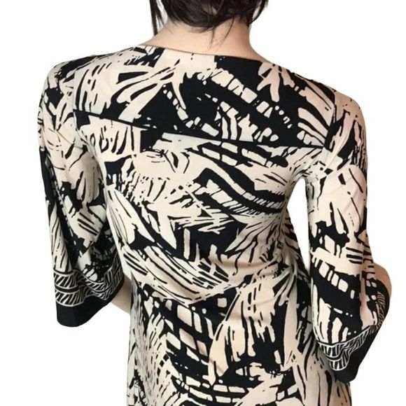 Enfocus Studio Dark Chocolate/Off-White Abstract Knee Length Long Sleeve Dress, - Picture 5 of 13